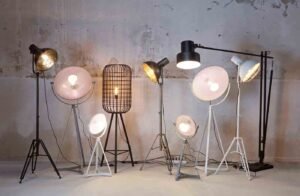 Die perfekte Stehlampe Industrial: Licht und Stil vereint