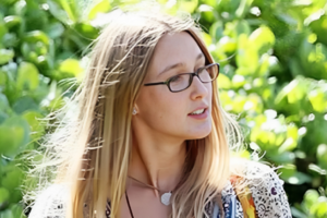 Rebecca McBrain: Ein tiefer Einblick in ihr Leben und ihre Karriere