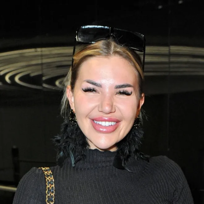 Kim Virginia Vater: Ein Blick auf ihr Leben und ihre Beiträge