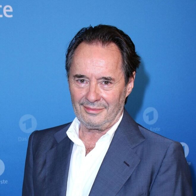 Uwe Kockisch Krebserkrankung: Was ist über seinen Gesundheitszustand bekannt?