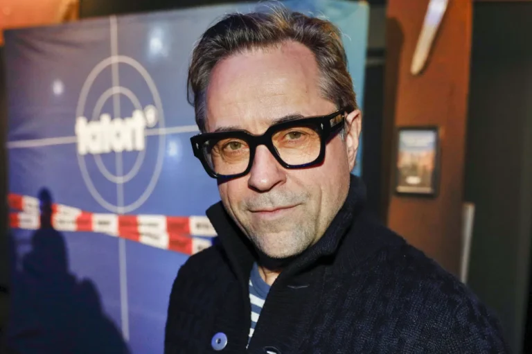 Jan Josef Liefers Sohn Ertrunken: Eine Tragödie, die uns alle berührt