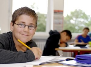 Die moderne Schule: Entwicklung, Herausforderungen und Zukunftsperspektiven