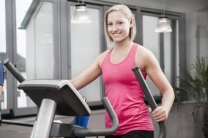 Wie man gelenkschonende Cardio-Übungen effektiv einsetzt