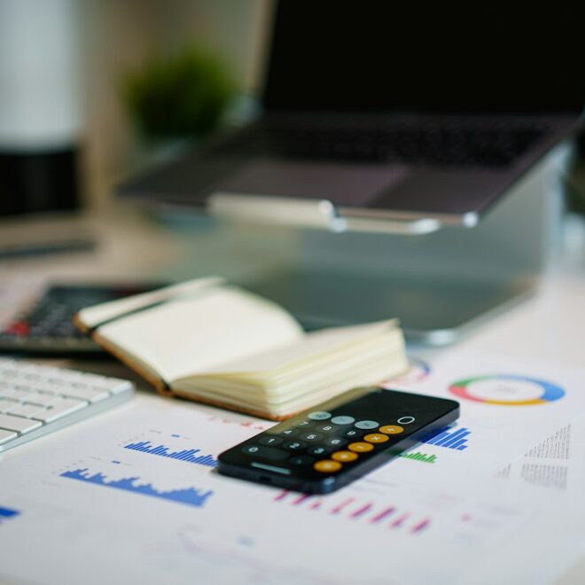 Das Liquiditätsgeheimnis, das fast niemand rechtzeitig erkennt and How to Make the Right Decision