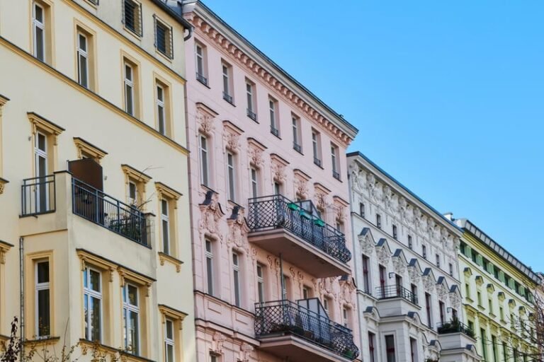 Wohnung in Deutschland: Preise, Mangel und staatliche Förderung